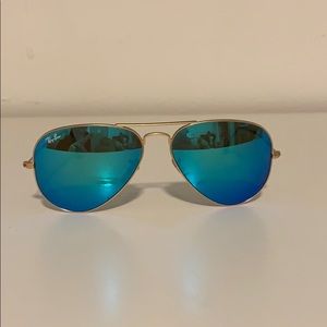 Ray-Ban Mirrored Sunglasses